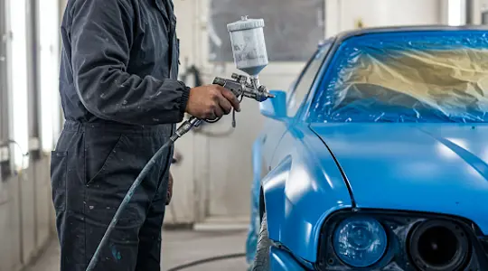 عمال الطلاء والدهان بالرش.png